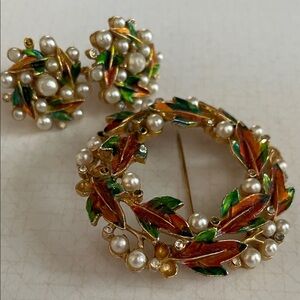 1950s brooch and earring set